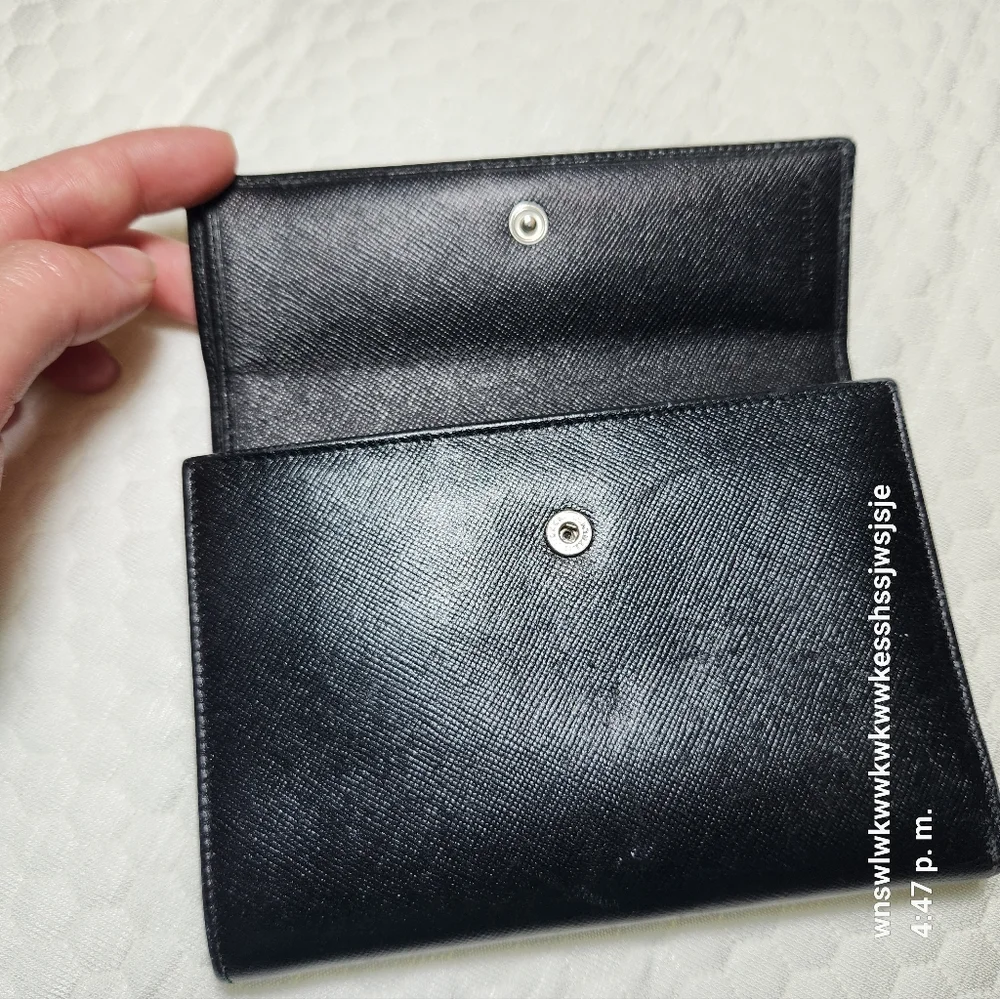 Prada  Tri-fold Triangle Logo Leather Wallet - Picture 6 of 10